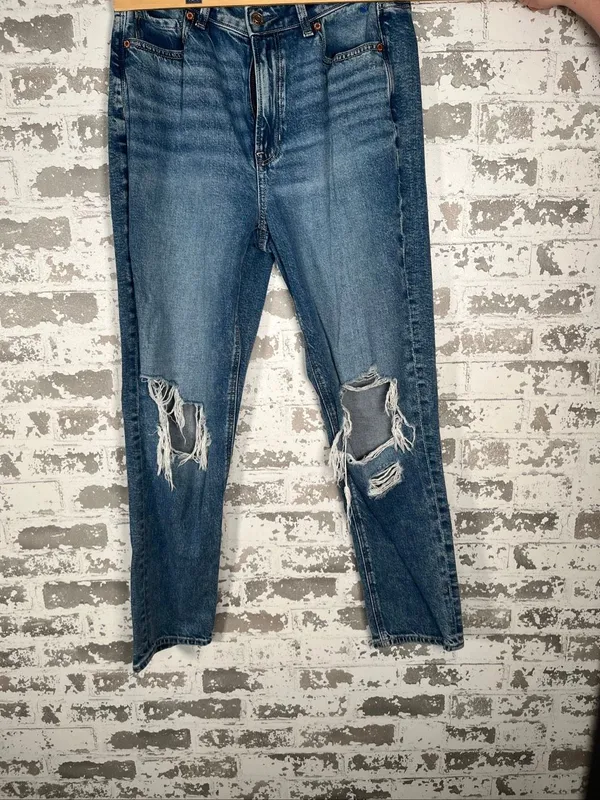 American Eagle | women denim distressed mom jean - Image 7