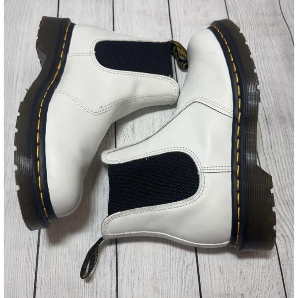 Dr Martens 2976 White Leather Chelsea Boot Women Yellow Stitch 26228100 SZ 6 - Image 8