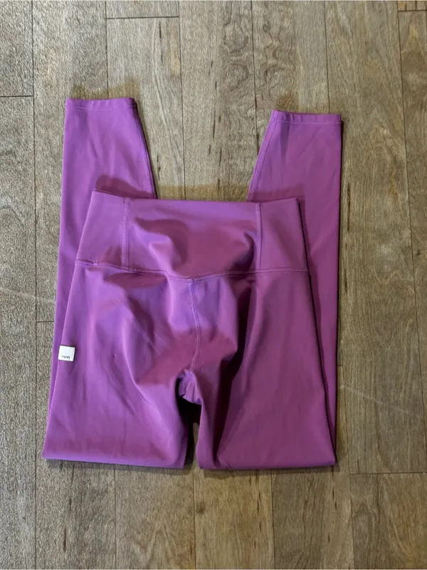 Vuori AllTheFeels Leggings Pink Size Small - Image 2