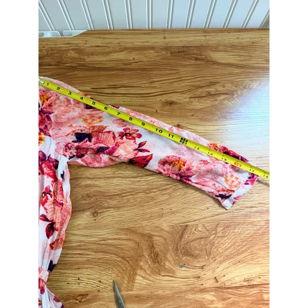 Billabong Pink Floral Boho Romper V-Neck Ruffle Hem Size‎ 6 - Image 11