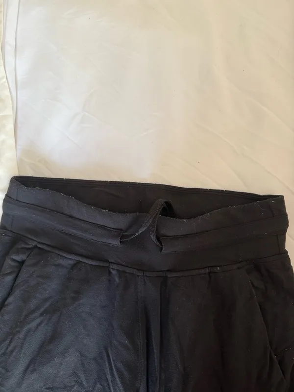 Lululemon Joggers High-Rise - Image 3