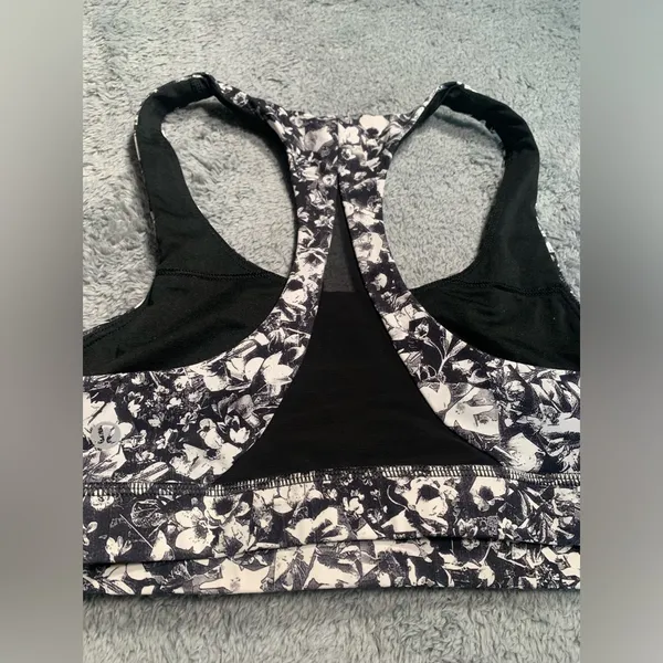 lululemon athletica invigorate Floral Print Sports Bra 8 black white - Image 8