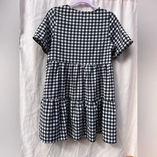 Elegant Black and White Checkered Midi Dress - Image 7