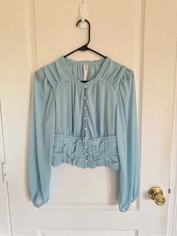 Anthropologie Long-Sleeve Femme Ruched Cropped Top - Image 2