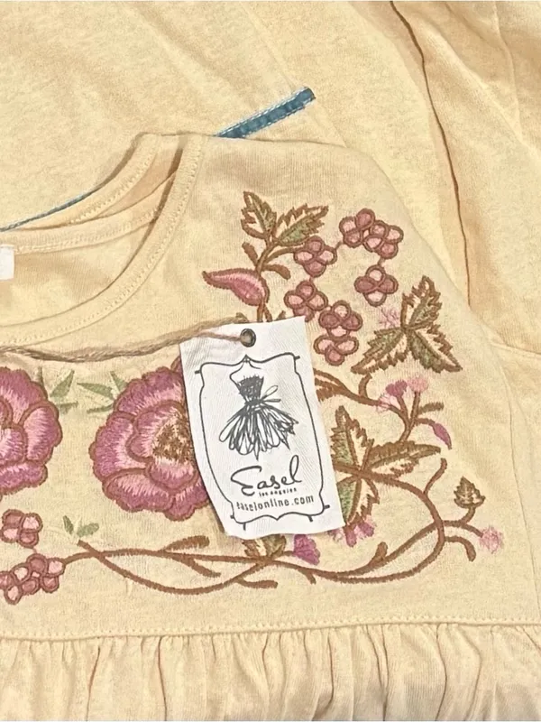 Boho Floral Embroidered Babydoll Top Bell Sleeve Easel L NWT - Image 10