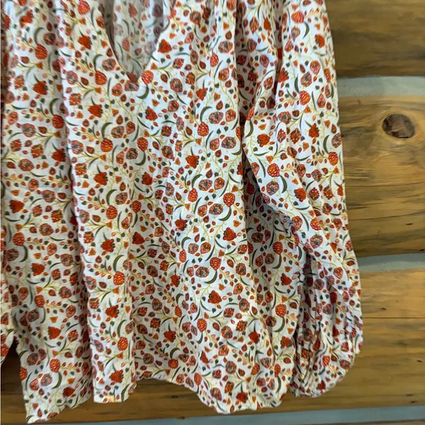 Old Navy Floral V Neck Long Sleeve size Large - Image 3