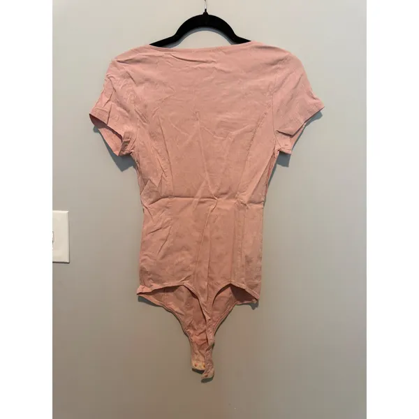 Free People Intimately Dusty Pink Notched Neck Bodysuit OB951297 Size M NWT - Image 3