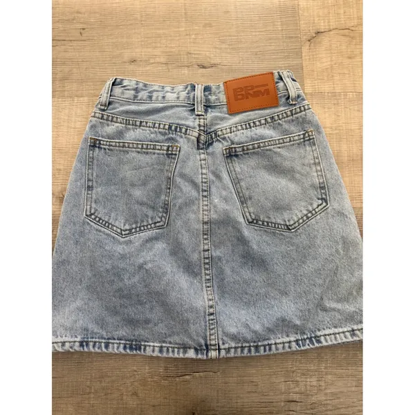 Princess Polly‎ High-Waisted Denim Mini Skirt - Light Wash (Size US 2) - Image 3