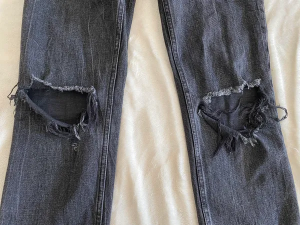 Abercrombie Ankle Straight Ultra High Rise Black Jeans - Image 7