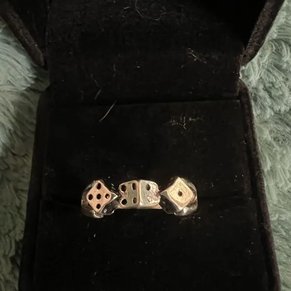 Women’s Stainless Steel Silver Ring Size 8 - Image 2