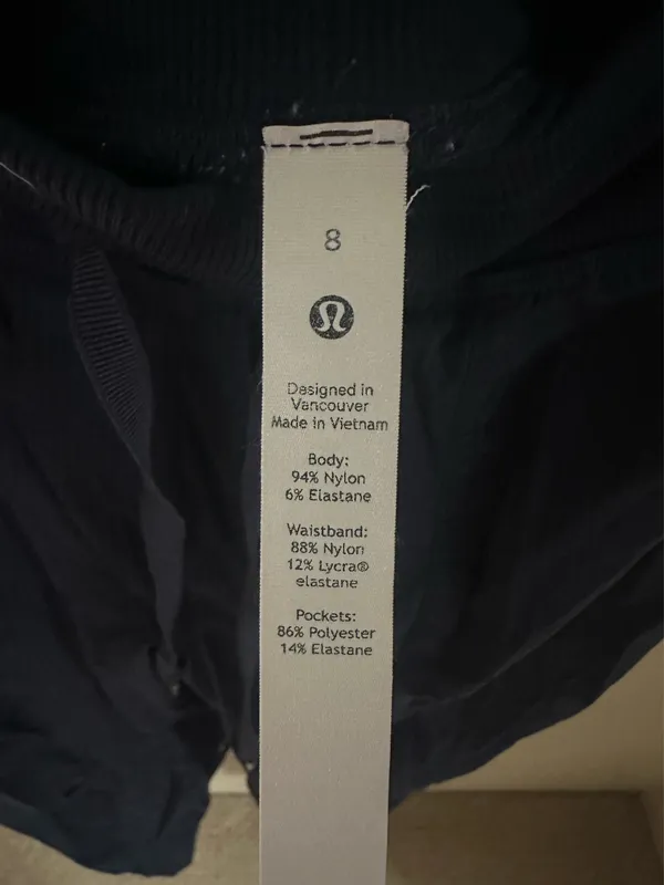 Lululemon Joggers Navy blue  - Image 4