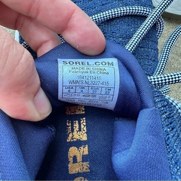 Sorel Kinetic Lace Up Sneakers Womens Six 6 Blue White - Image 5