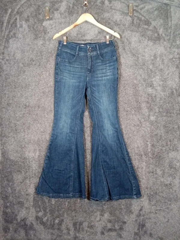 Pilcro Anthropologie High Rise Flare Jeans Blue Denium Medium Wash Womens 28 - Image 2