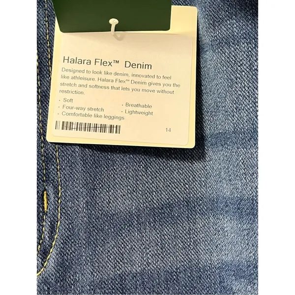 NWT Halara Flex Tall High Waisted Pockets Rolled Hem Wide Leg Washed Denim Large - Image 6