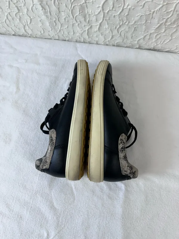 Ecco Soft Street Sneakers Black Leather Women’s Size EU 39/8-8.5 Comfy - Image 7