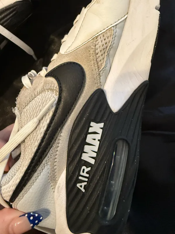 Nike Air Max Black and White/Cream - Image 6