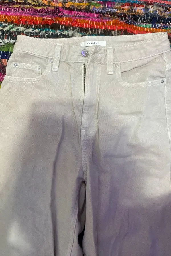 PacSun Light-Wash Jeans - Image 2