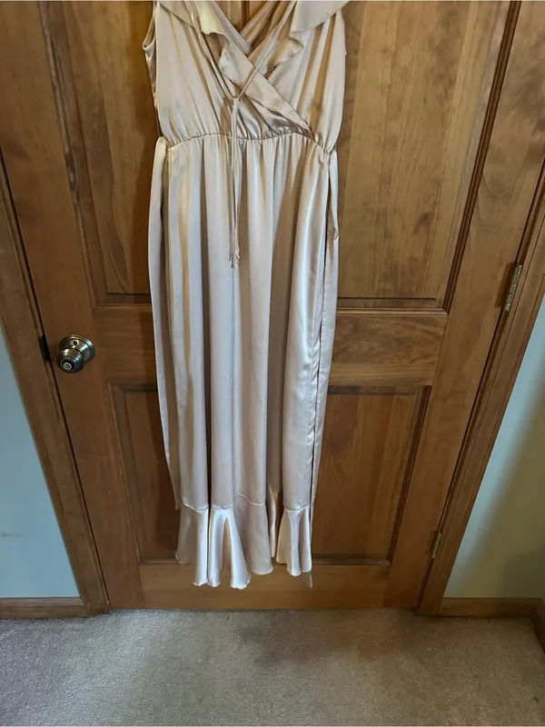 Show Me Your MuMu tan Champagne beige Satin High-Low Dress Size medium - Image 10