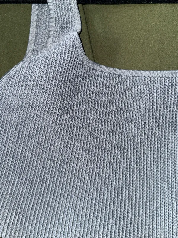 Babaton Aritzia Top Sculpt Knit - Image 4