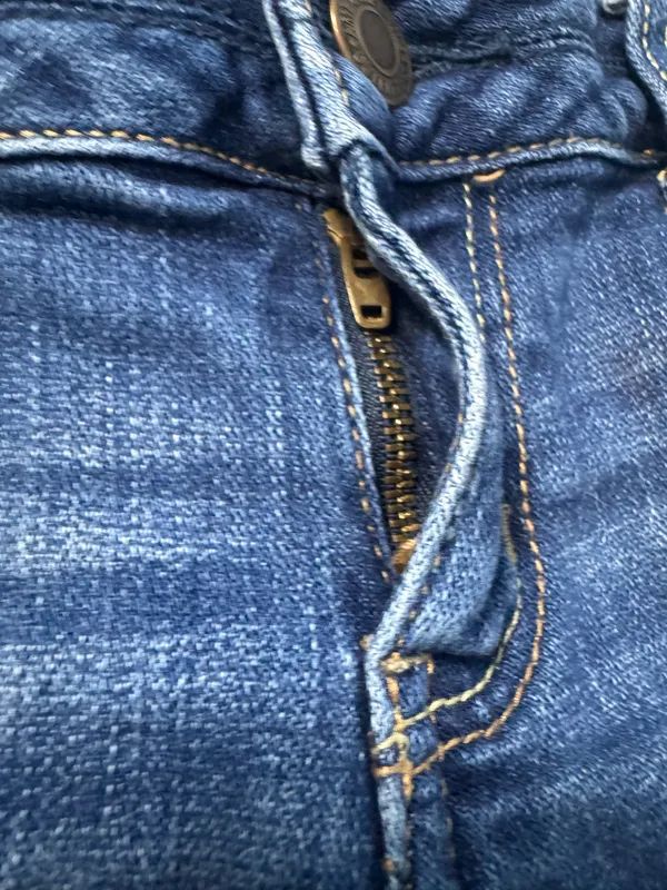 American Eagle Outfitters Indigo Rolled Hem Denim Shorts - Image 6