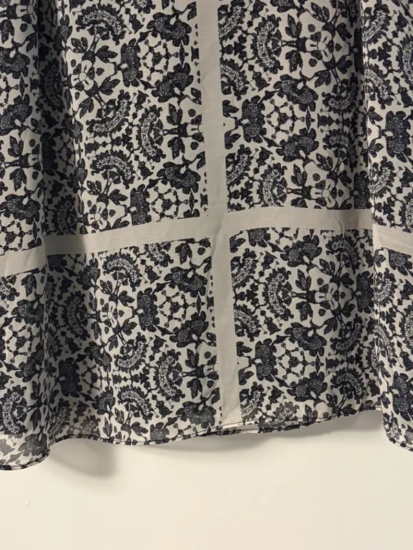 Adrianna Papell blouse eyelash lace trim floral pattern size small boho feminine - Image 5