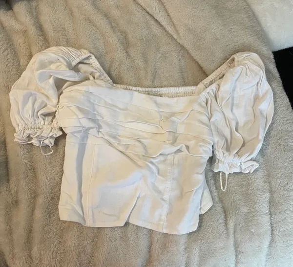 Abercrombie Puff Sleeve Crop Top - Image 4