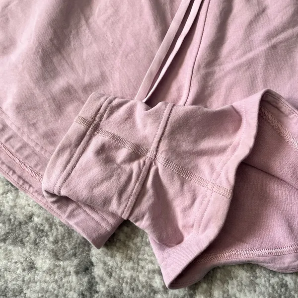 Lululemon Inner Glow High-Rise Short 3" - Image 7