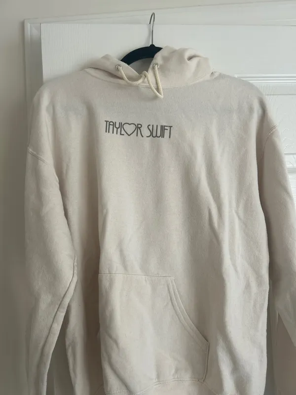 Taylor Swift Eras Tour Sweatshirt Heart Hands - Image 2