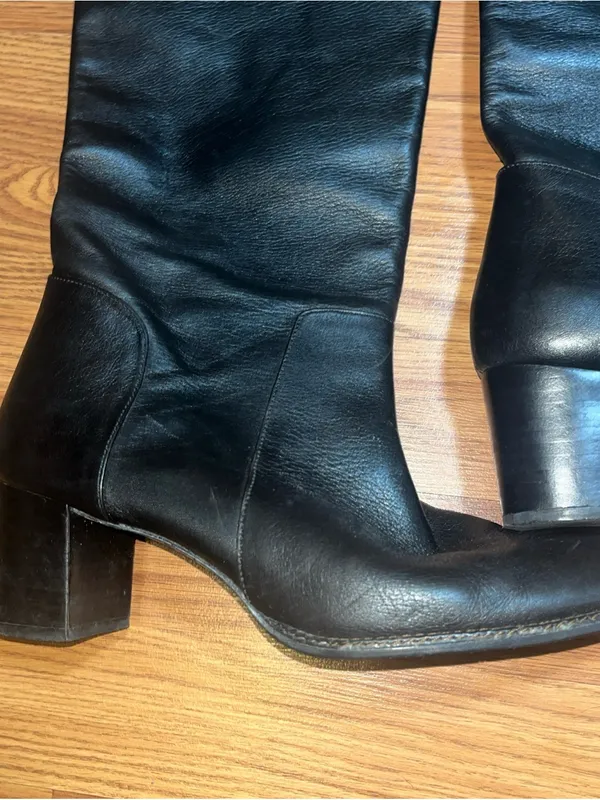 Classic Black Leather Knee - Image 3