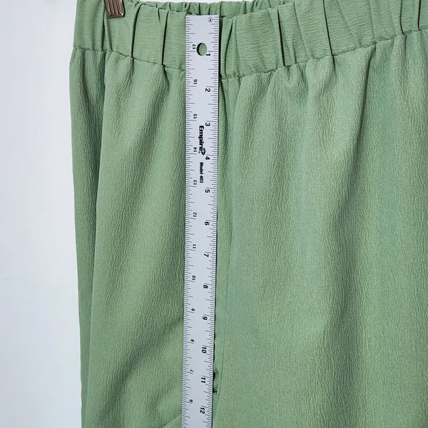 Cider Pull-on Green Wide Leg Pants Size Medium - Image 6