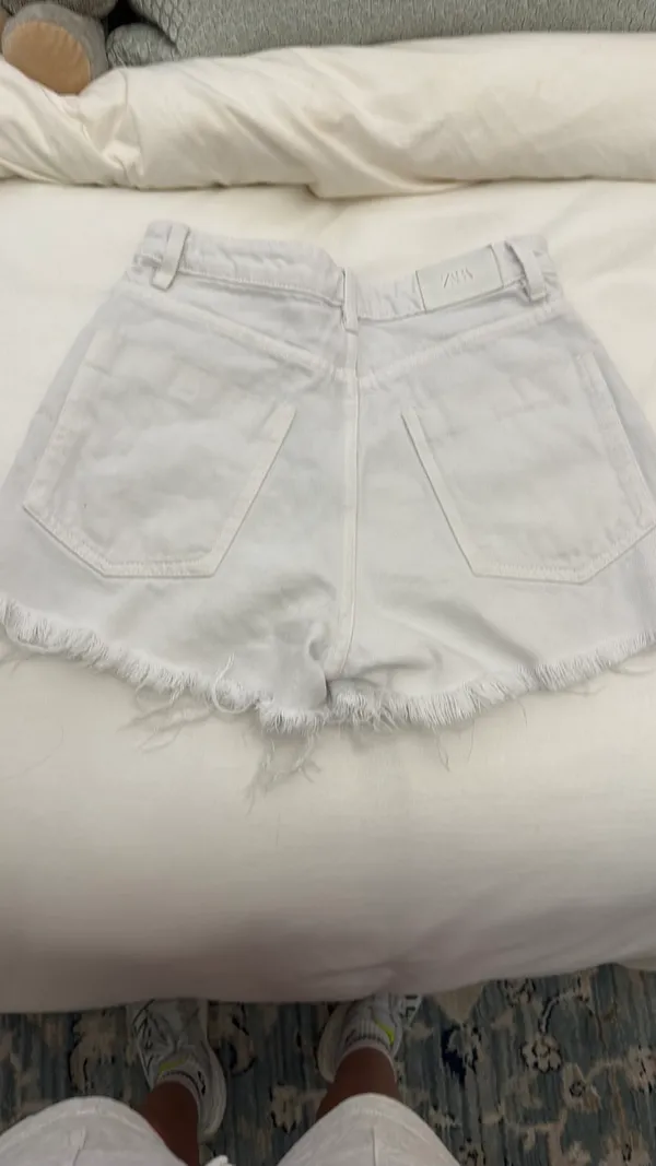 White Denim Shorts ZARA - Image 3