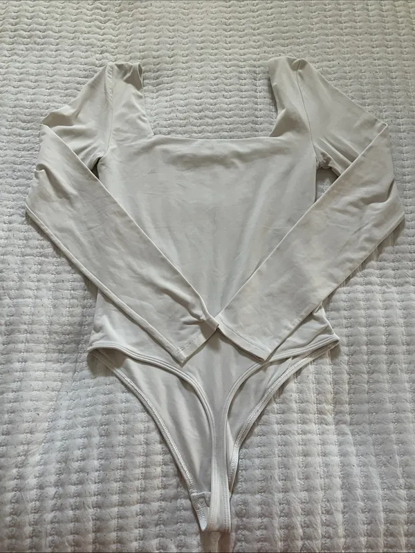 Babaton Cream Long-Sleeve Square Neck Bodysuit - Image 3