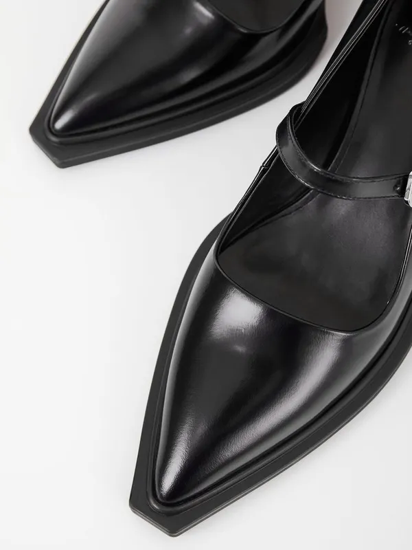 Vagabond Black Pointed Mary Jane Block Heel Pumps - Image 2