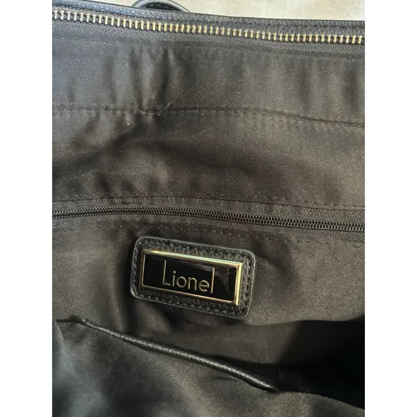 Lionel Handbag Fringe Braided Handles Zip Close Logo Large Compartment‎ - Image 5