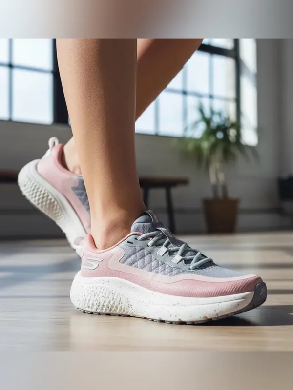 Skechers Go Run Supersonic Max A/T Women’s Running Shoes,Size 8.5 - Image 4