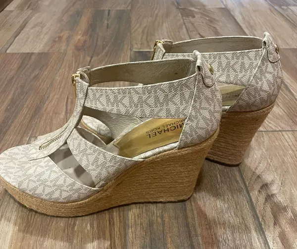 Michael Kors Heels - Image 2