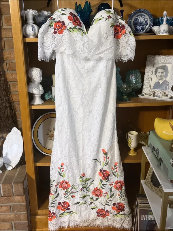 The Clothing Company Floral Embroidered Lace Off Shoulder Dress Size L - Image 2