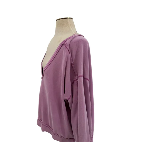 Free People‎ We The Free Oversized V Neck Raw Seam Sweatshirt Purple Small - Image 3