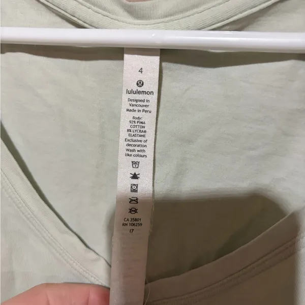 Lululemon T-shirt - Image 2