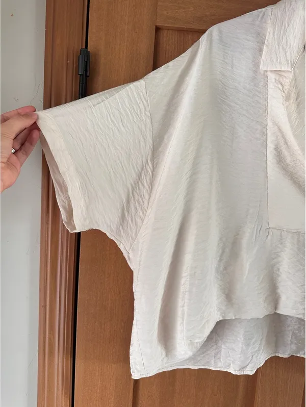 NWT Anthropologie Dylon Short-Sleeve Wide Placket Top Blouse Women’s Large P - Image 3