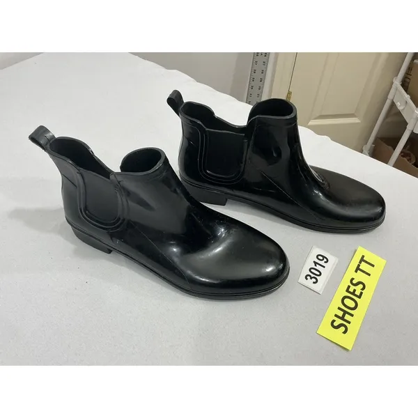 Womans Size 8 Black Rubber Stretch Ankle Rain Boots NWOT - Image 2