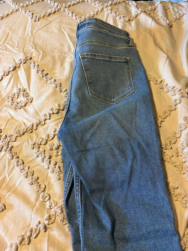 Old Navy Flare Jean Blue Size 8 - Image 2