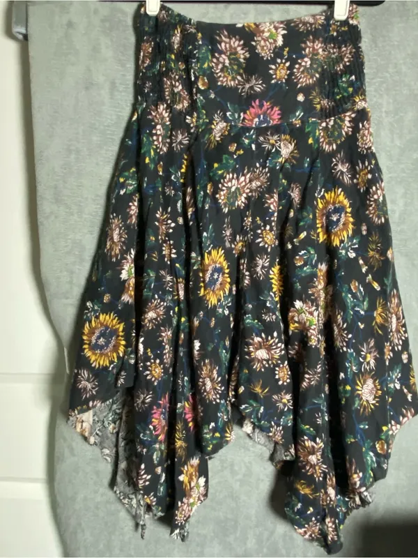 Dark‎ Floral Handkerchief Hem Skirt asymmetrical size XS/ small lagenlook boho - Image 7