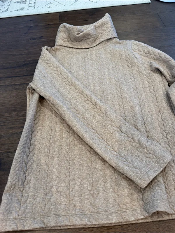 J. Crew Beige Quilted Turtleneck Sweater Size Small - C68-061 - Image 4