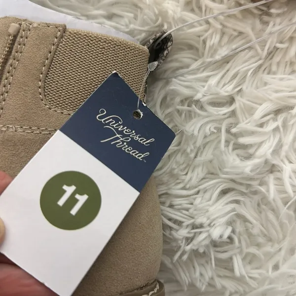 NWT Women's Taci Ankle Boots - Universal Thread Light Taupe Size 11 - Image 5