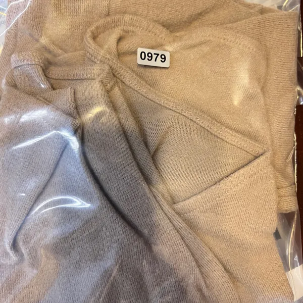 979 | Alo Yoga Alosoft Serenity Wrap‎ Crossover Crop Top Tan Women Small - Image 7