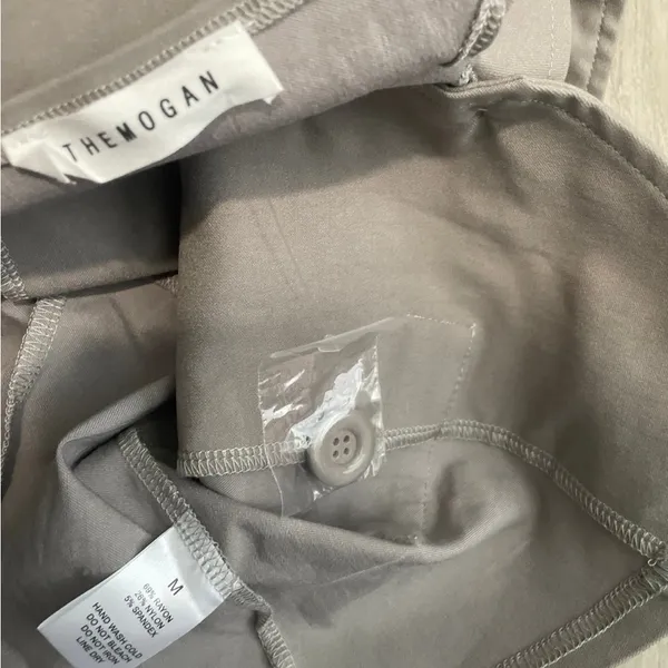 Gray Button - Image 3