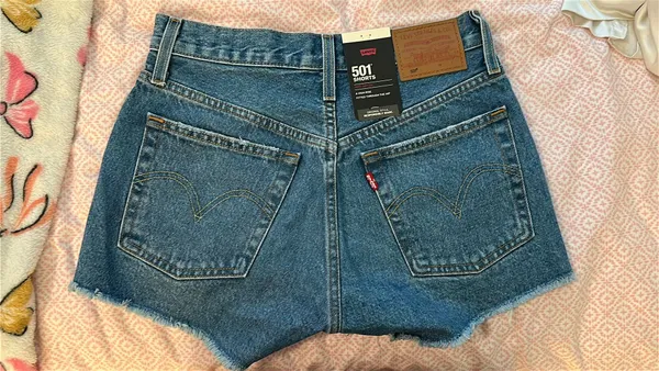 Levi’s 501 High-Rise Shorts - Image 2
