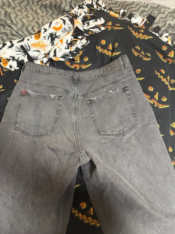 Urban Outfitters BDG Jeans - Image 6