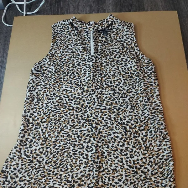 Zac & Rachel V-Neck Animal Print Sleeveless Blouse S Mobwife Dopamine Corporate - Image 7